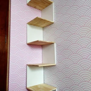 Esquinero Decorativo Infantil Amanda de Madera Natural